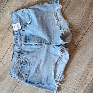 NWT Levi's 501 High Rise Cut Off Denim Shorts Size 31
